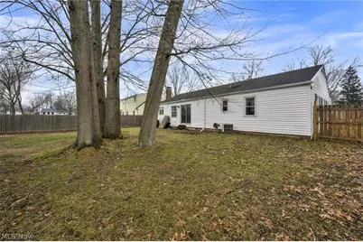 337 University Avenue, Elyria, OH 44035 - Photo 40