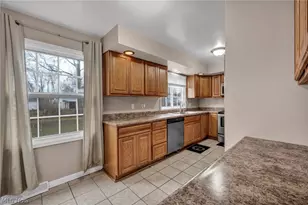 337 University Ave, Elyria, OH 44035 - Photo 18