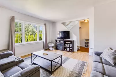 203 Hager Street, Hubbard, OH 44425 - Photo 4