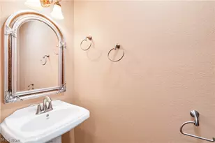 6438 Calvary Ct, Youngstown, OH 44515 - Photo 24