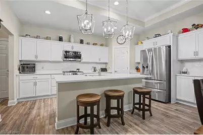 9264 Sharrott Road #801, Poland, OH 44514 - Photo 4