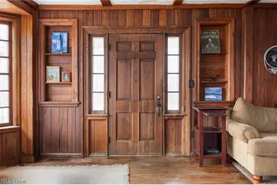 9455 Robinson Road, Chardon, OH 44024 - Photo 2