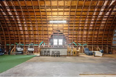 9455 Robinson Road, Chardon, OH 44024 - Photo 6