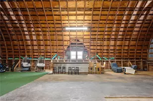 9455 Robinson Rd, Chardon, OH 44024 - Photo 6