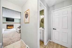 8285 Steeplechase Dr, Mentor, OH 44060 - Photo 6