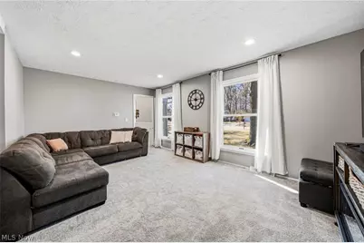 8285 Steeplechase Drive, Mentor, OH 44060 - Photo 14