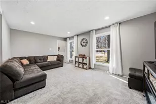 8285 Steeplechase Dr, Mentor, OH 44060 - Photo 14