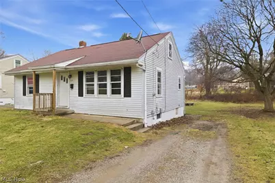 516 Burns Street, Mansfield, OH 44903 - Photo 2