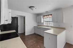 1138 Ledgestone Dr, Wadsworth, OH 44281 - Photo 10