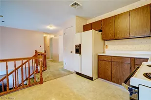 8840 Peck Rd, Ravenna, OH 44266 - Photo 28