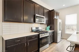 2250 E 100th St, Loveland, OH 44106 - Photo 10