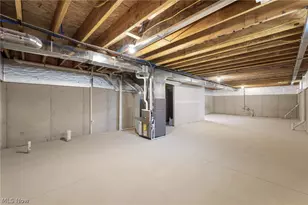 2250 E 100th St, Loveland, OH 44106 - Photo 22