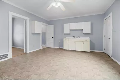 6714 Worley Avenue, Loveland, OH 44105 - Photo 6
