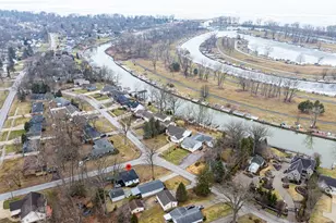 8324 Harbor Dr, Mentor, OH 44060 - Photo 4