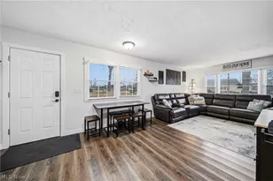 8324 Harbor Dr, Mentor, OH 44060 - Photo 26