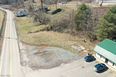 190 Walbash Avenue, Burnsville, WV 26335 - Photo 8