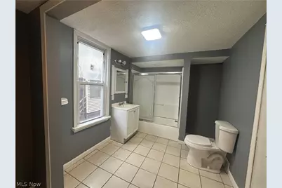 7815 Jeffries Avenue, Loveland, OH 44105 - Photo 6