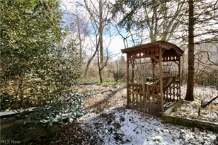 1139 Cherokee Trail, Willoughby, OH 44094 - Photo 20