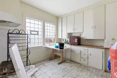 8834 Saint Clair Avenue, Loveland, OH 44108 - Photo 16