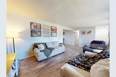 331 Lynn Circle NW, Canton, OH 44708 - Photo 6