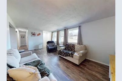 331 Lynn Circle NW, Canton, OH 44708 - Photo 4