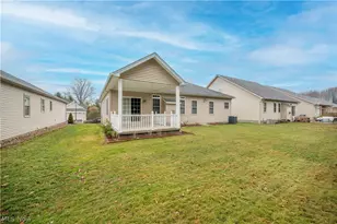 30 Barnstone Ln, Canfield, OH 44406 - Photo 8