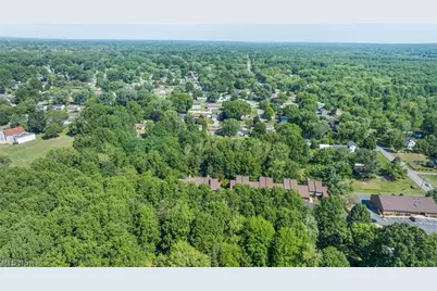 4464 Willowcreek Drive, Howland, OH 44484 - Photo 28