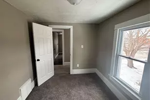 750 Brown St, Akron, OH 44311 - Photo 10