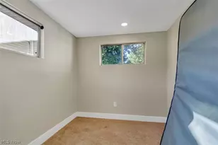 523 Purdue Ave, Elyria, OH 44035 - Photo 28