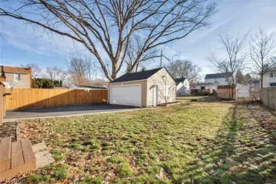 2683 Owaisa Road, Cuyahoga Falls, OH 44221 - Photo 40