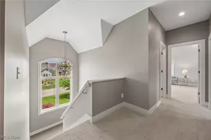 435 Dunwoody Dr, Aurora, OH 44202 - Photo 20