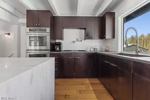 6480 Frederick Ave NE, Alliance, OH 44601 - Photo 6