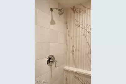 452 Bordeaux Boulevard, Grandview Heights, OH 44147 - Photo 8