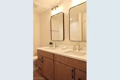 452 Bordeaux Boulevard, Grandview Heights, OH 44147 - Photo 6