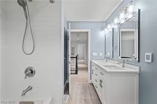 25471 Hilltop Dr, Beachwood, OH 44122 - Photo 28