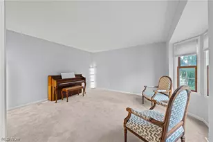 25471 Hilltop Dr, Beachwood, OH 44122 - Photo 16