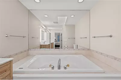 25471 Hilltop Drive, Beachwood, OH 44122 - Photo 24