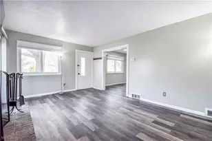 5548 Ivy Ct, Willoughby, OH 44094 - Photo 8