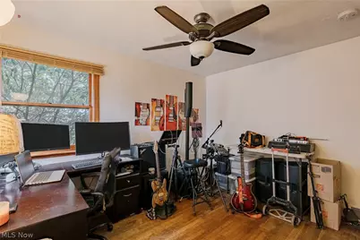 17446 Snyder Road, Chagrin Falls, OH 44023 - Photo 18