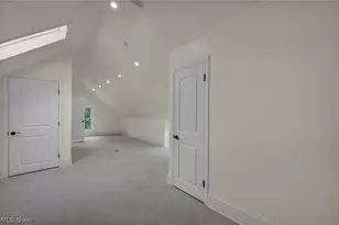 1555 W Market St, Akron, OH 44313 - Photo 32