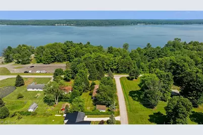 6677 Morningview Drive, Andover, OH 44003 - Photo 6