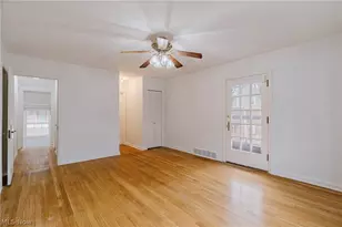 19615 Scottsdale Blvd, Huber Heights, OH 44122 - Photo 20