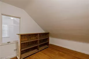 19615 Scottsdale Blvd, Huber Heights, OH 44122 - Photo 32