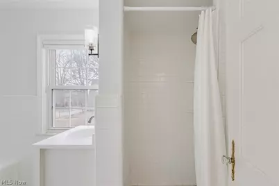 19615 Scottsdale Boulevard, Huber Heights, OH 44122 - Photo 22