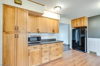 1306 N Plainview Drive, Copley, OH 44321 - Photo 6