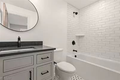 81 Hall Street, Chagrin Falls, OH 44022 - Photo 22