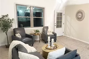 1444 Buckeye Cir, Salem, OH 44460 - Photo 2