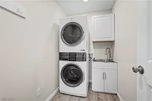 1444 Buckeye Cir, Salem, OH 44460 - Photo 12