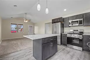 1444 Buckeye Cir, Salem, OH 44460 - Photo 8