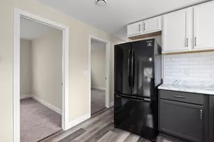 303 Delamere Rd, Vermilion, OH 44089 - Photo 10